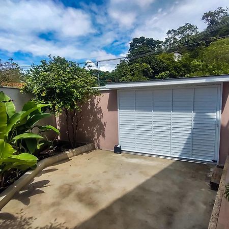 STUDIO NOVO- com Varanda espaçosa- Cama Queen Wi-fi -Sky - 5 minutos de carro da Praia - ITAIPUAÇU Maricá Extérieur photo